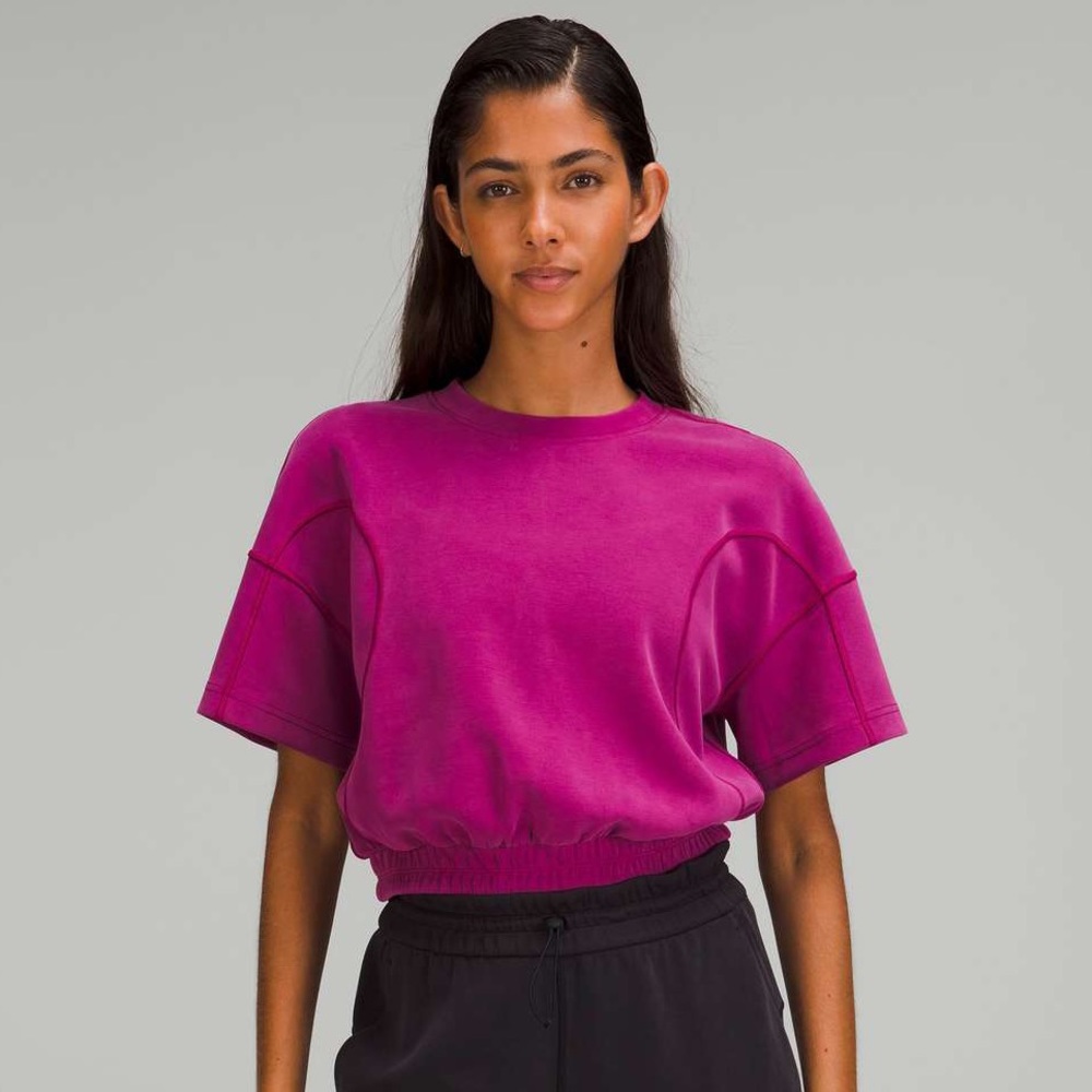 NWT Lululemon Softstreme Gathered T-Shirt
Magenta Purple (MGPR) SIZE 10 and 12